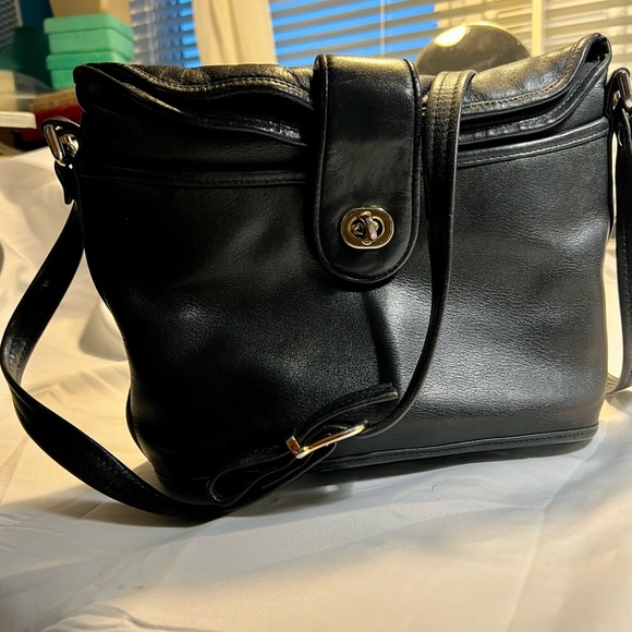 Wilsons Leather Handbags - Black Leather Shoulder Bag by Wilson’s